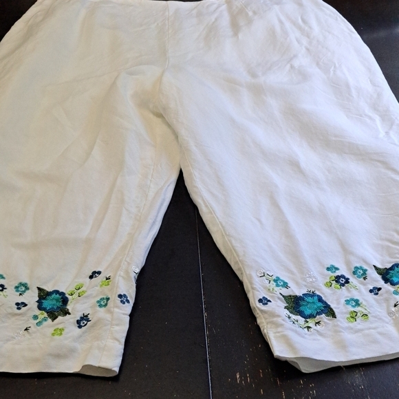 Plus Size Linen Blend With Embroidery  Size 22W - Picture 12 of 12